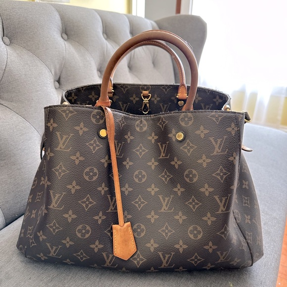 Louis Vuitton GM Montaigne - Picture 1 of 12